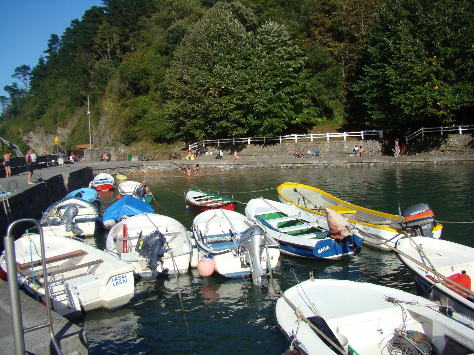 Bekale Hotel Ea Bagian luar foto
